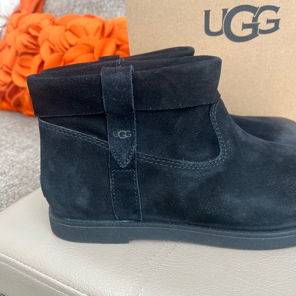 ❣️🆕UGG Josefene Cuff Black Suede Boots❣️ - Picture 3 of 11